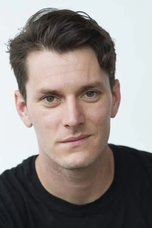 Stephanie Pearson ha trabajado con Brandon Alan Smith en 1 ocasiones