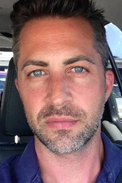 Patrick O'Connor ha trabajado con Brandon Hawk en 5 ocasiones