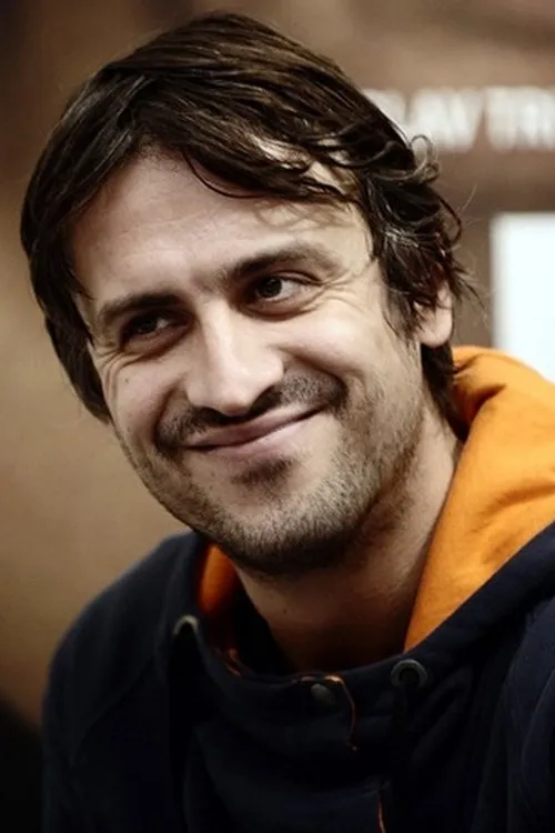 Branislav Trifunović interpretando a 