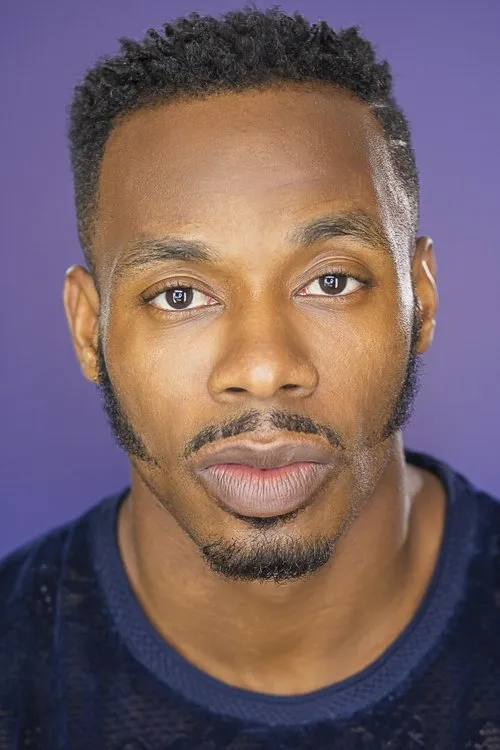 Brashaad Mayweather interpretando a Bmore