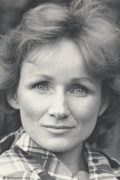 Brenda Fogarty interpretando a Hooker on Couch (uncredited)