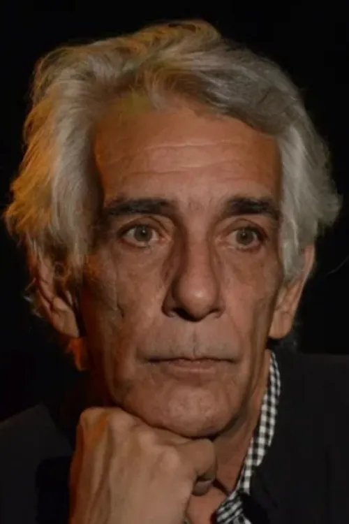 Breno Moroni interpretando a 