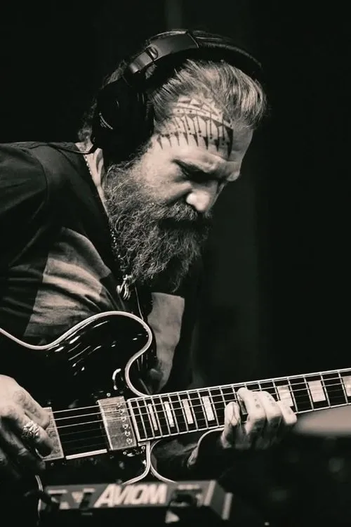 Kevin Rutmanis ha trabajado con Brent Hinds en 1 ocasiones