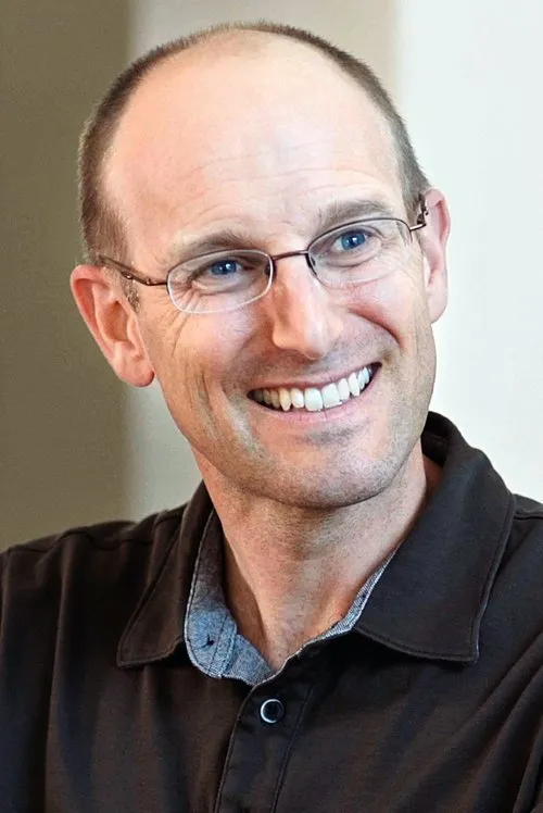 Drew Pinsky ha trabajado con Bret Scher en 2 ocasiones