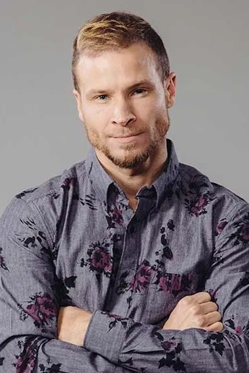 Brian Littrell interpretando a Self - Backstreet Boys