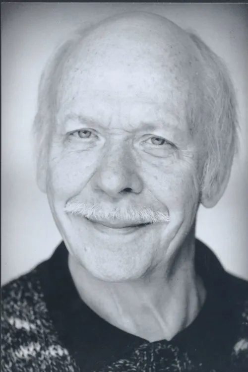 Brian Murphy — personaje: George Roper