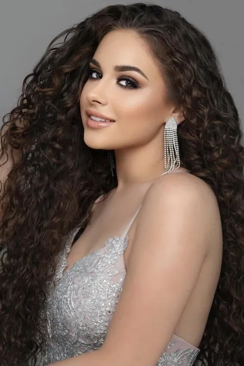 Zachary Vazquez ha trabajado con Brie Burke en 1 ocasiones