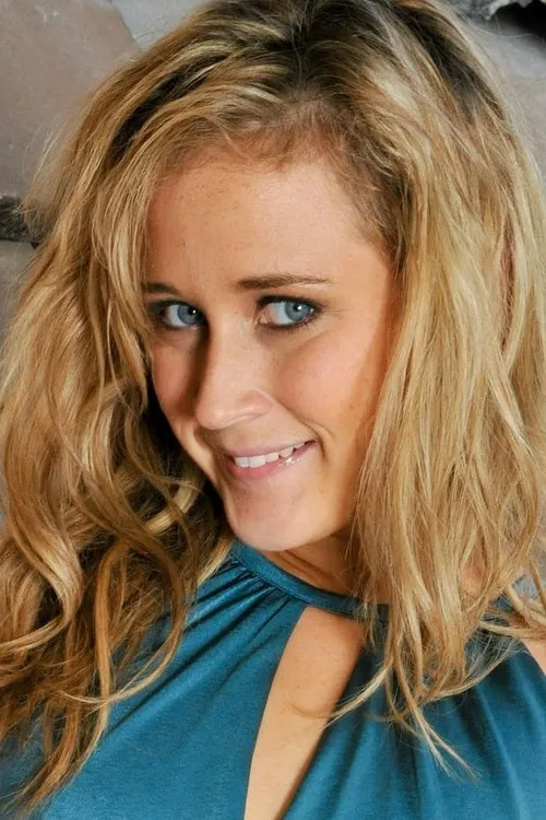 Briella Bounce interpretando a