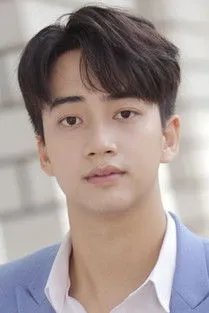 Foto de perfil del actor Bright Natthapat Jiraphawasut en el reparto