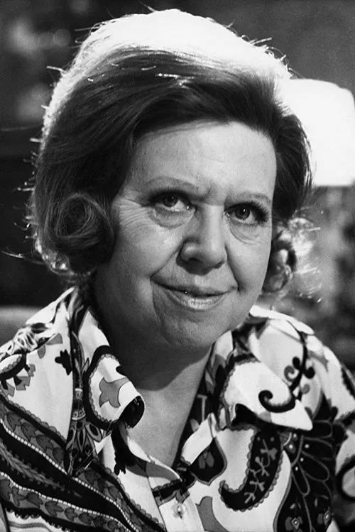 Nicole Heesters ha trabajado con Brigitte Mira en 3 ocasiones