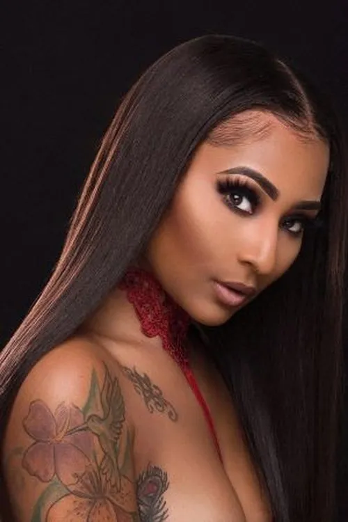 Carl Clark ha trabajado con Brittney Bee Starr Williams en 2 ocasiones