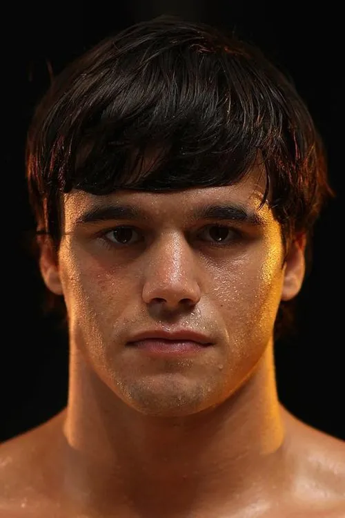 Brock Jarvis interpretando a Self