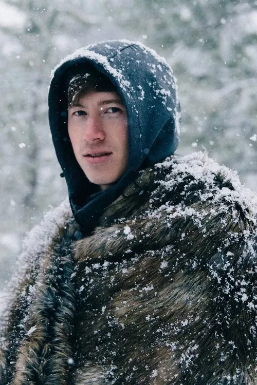 Brodin Plett interpretando a Additional Voices