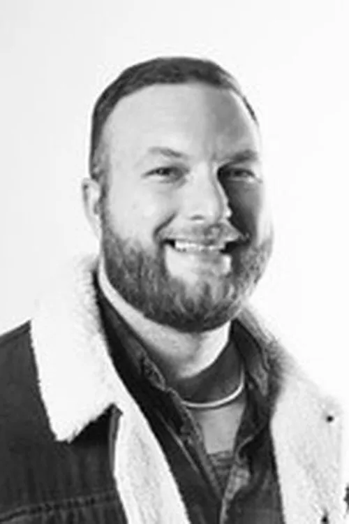 Brook Chalmers en su biografía y filmografía