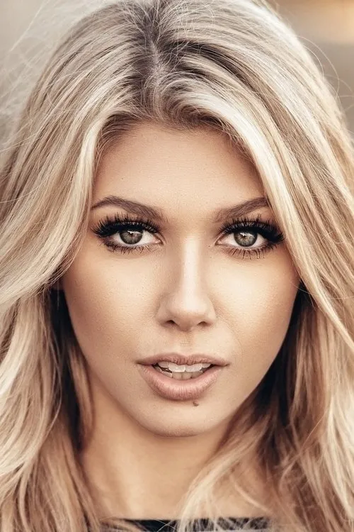 Shruti Tewari ha trabajado con Brookelynn Elizabeth en 1 ocasiones