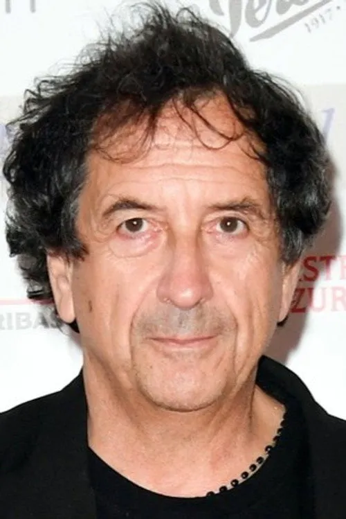 Bruno Colella interpretando a Ermenegildo Masi