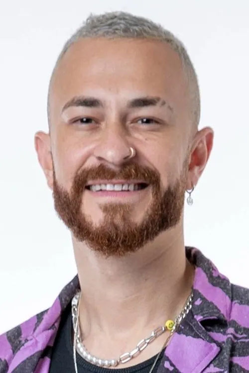 Bruno "Fred" Carneiro Nunes — personaje: Self - Host