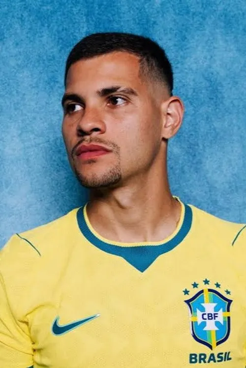 Lucas Gouvêa ha trabajado con Bruno Guimarães en 1 ocasiones