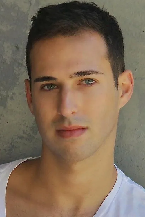 Bryan David Roberts interpretando a Wade