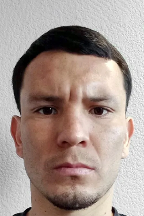 Joshua Temple ha trabajado con Bryan Flores en 1 ocasiones