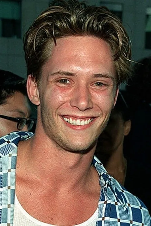 Shaun T. Benjamin ha trabajado con Bryan Kirkwood en 1 ocasiones