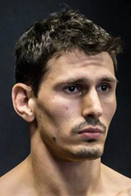 Kendall Reusing ha trabajado con Bryan Nuro en 1 ocasiones