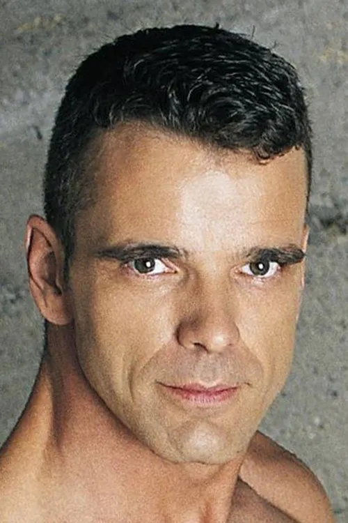 Karl Tenner ha trabajado con Buck Meadows en 5 ocasiones