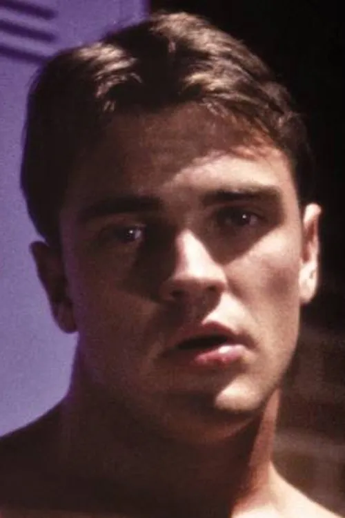 Buck O'Brian interpretando a (credited as Dave Skeffington)