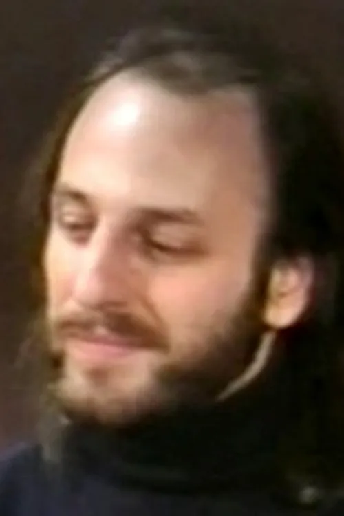 Buck O. Rogers interpretando a Paul