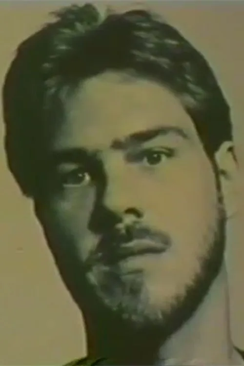 Mike Mitchell ha trabajado con Bud Wallace en 1 ocasiones