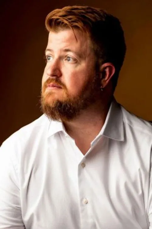 Buddy Todd interpretando a Hans Bridgeport