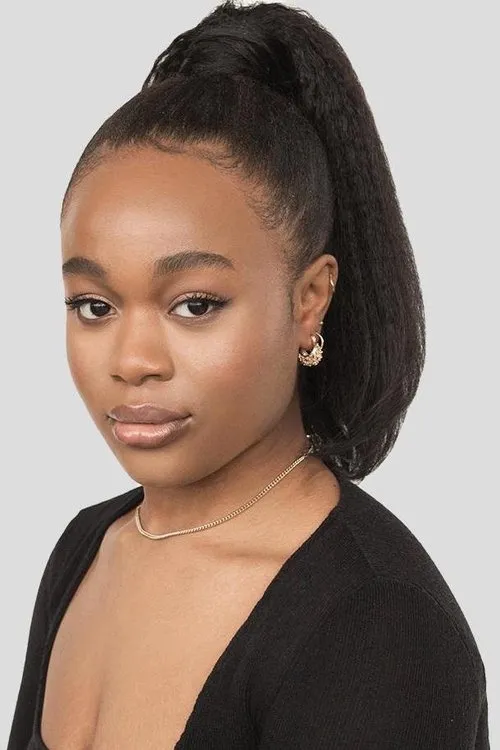 Tina Chiang ha trabajado con Bukky Bakray en 1 ocasiones