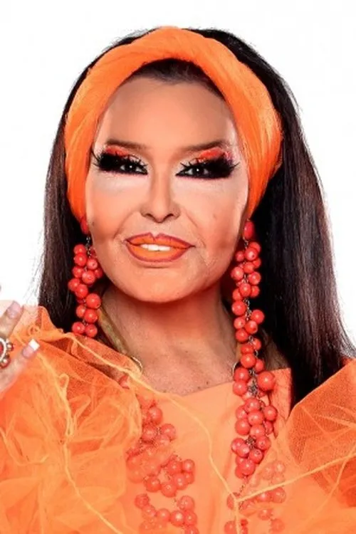 Yunus Bülbül ha trabajado con Bülent Ersoy en 2 ocasiones