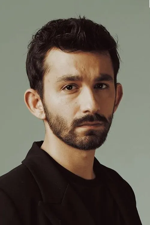 Yigit Ege Yazar ha trabajado con Burak Can Aras en 1 ocasiones