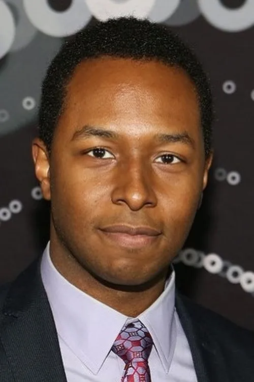 Burl Moseley interpretando a Eric