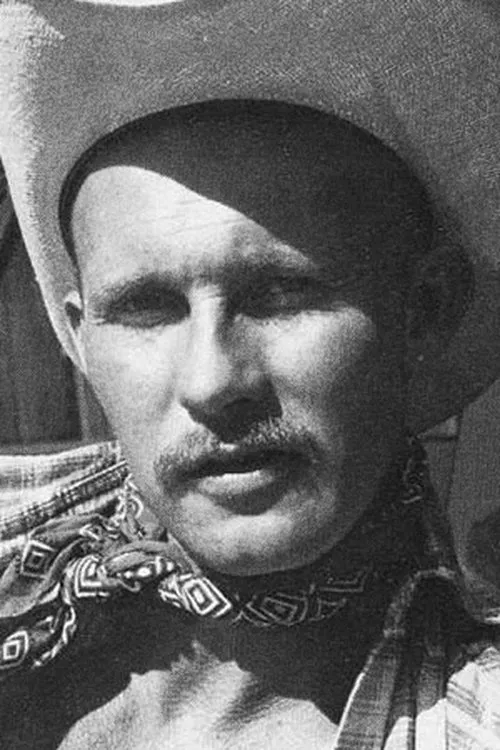 Butch McAlister interpretando a (segment 