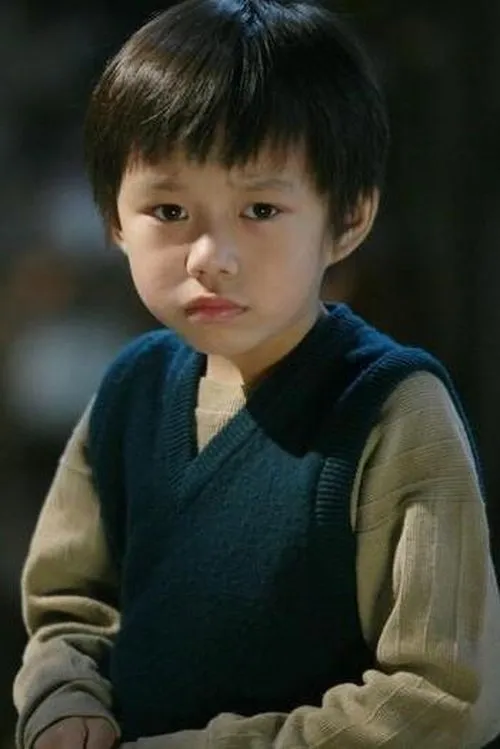 Buzz Chung interpretando a Big Ears