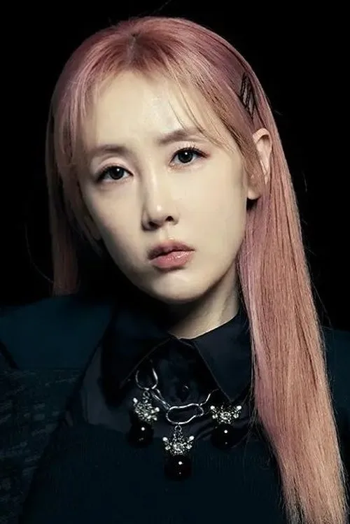 별 — personaje: Self