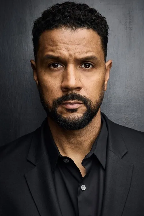 C.J. Lindsey en su biografía y filmografía