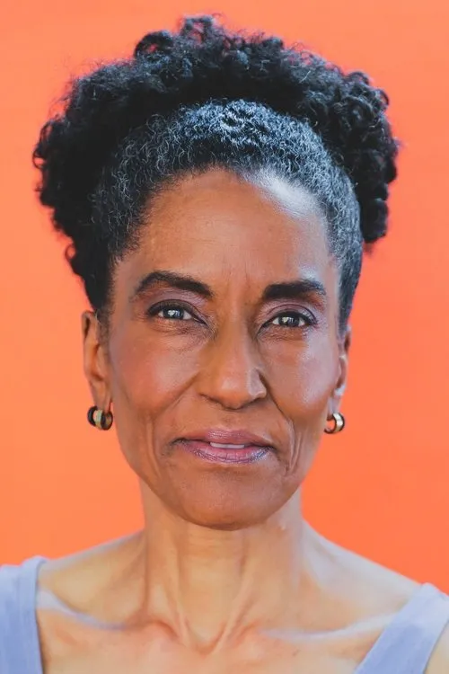 C.L. Simpson interpretando a Sylvie