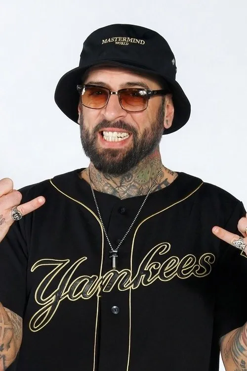 C.R.B.L. interpretando a