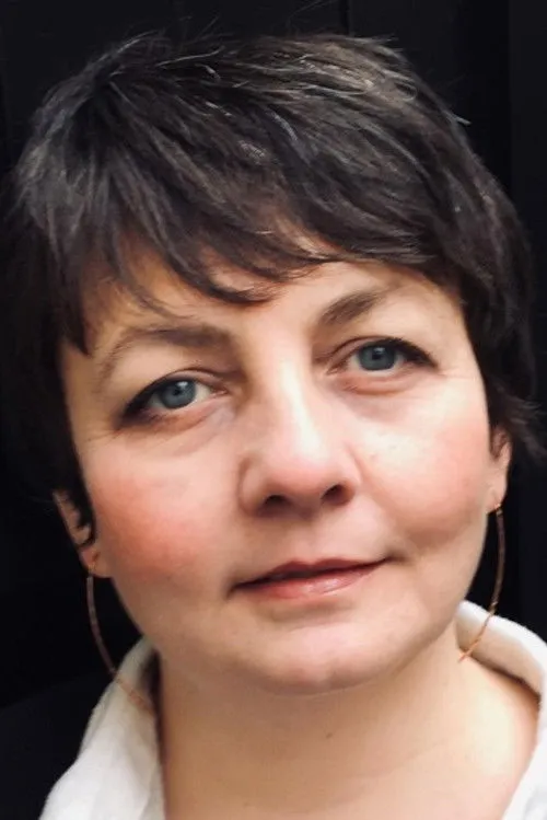 Tom Maguire ha trabajado con Caitriona McLaughlin en 1 ocasiones