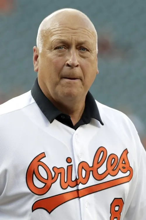Cal Ripken Jr. interpretando a 