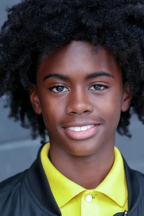 Caleb Dixon interpretando a Tootie Raw