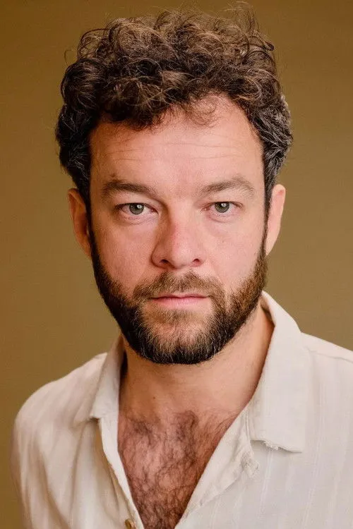 Leonora Cooke ha trabajado con Callan Gallacher en 1 ocasiones