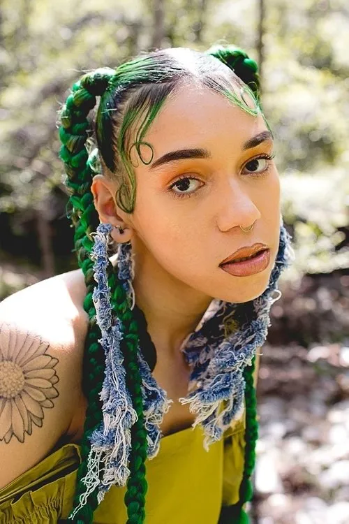 Rhiannon Moller-Trotter ha trabajado con Cameo Adele en 1 ocasiones