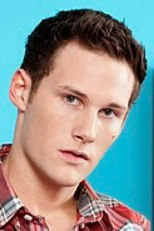 Cameron Greenway interpretando a