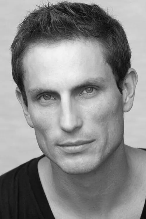 Cameron Knight en su biografía y filmografía