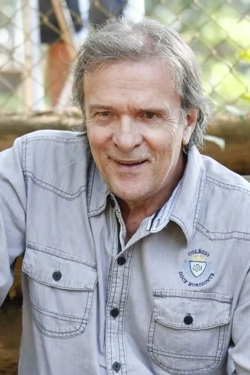 Camilo Bevilacqua interpretando a 