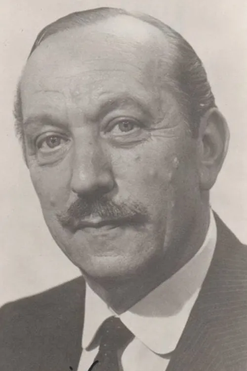 George Relph ha trabajado con Campbell Singer en 2 ocasiones